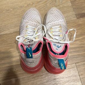 multi color nike air max